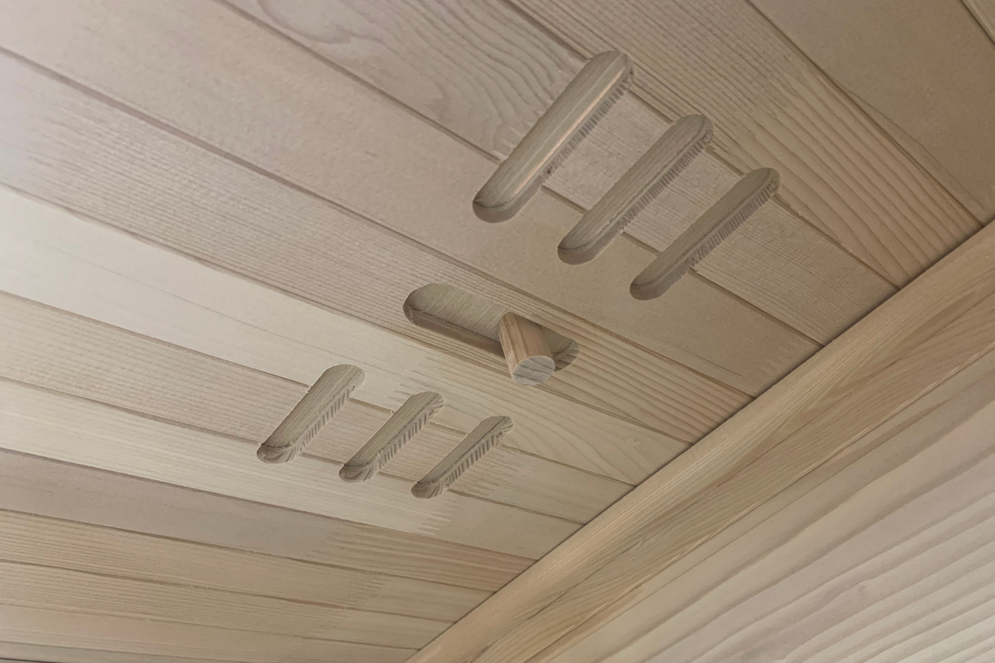 Blisspod Vienna Far Infrared Sauna | 1 Person | Canadian Hemlock | Low EMF | 1140W