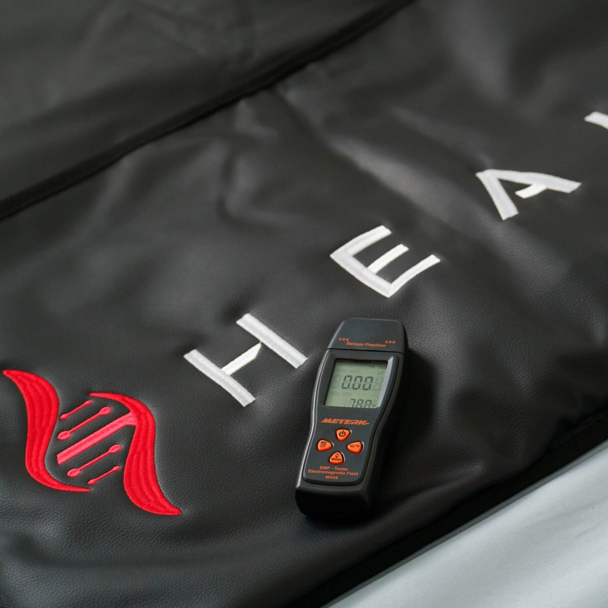 HEALiX Infrared Sauna Blanket | Far Infrared Heat | Velcro Closure