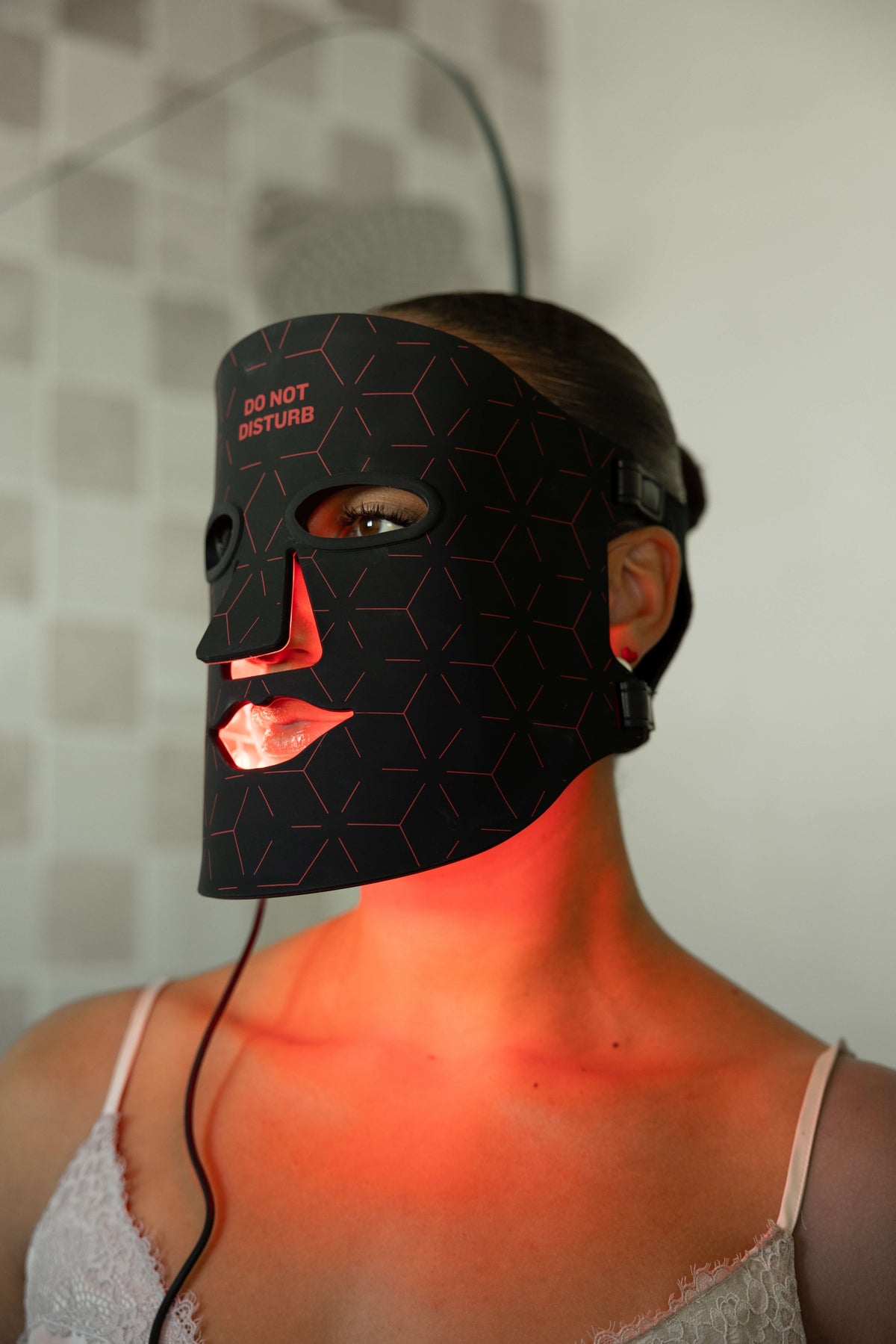 Renew Red Light The Mask | LED Light Therapy Mask | 4 Wavelengths | Food-Grade Silicone